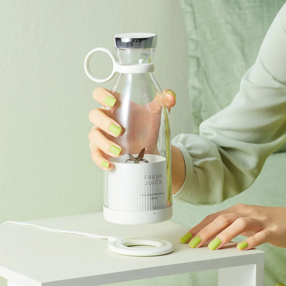 Effortless Home™Mini Portable Fresh Juice Blender